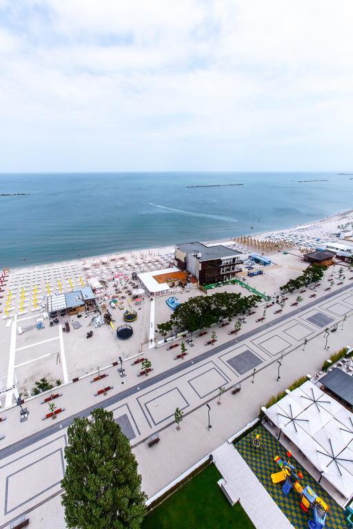 Hotel Riviera Mamaia Exterior foto